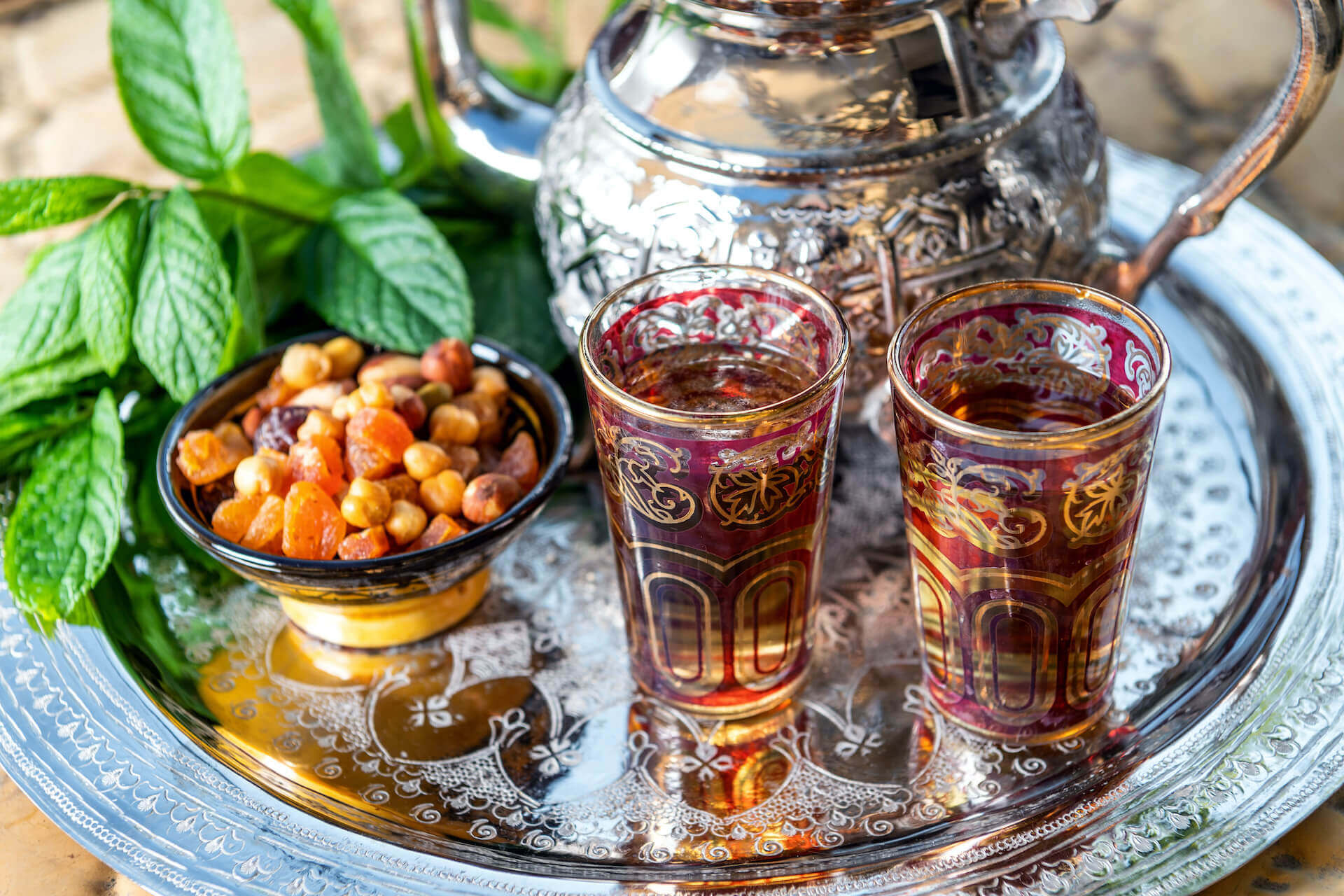 Exotic Persian Delight tea blend with rose leaves and spices